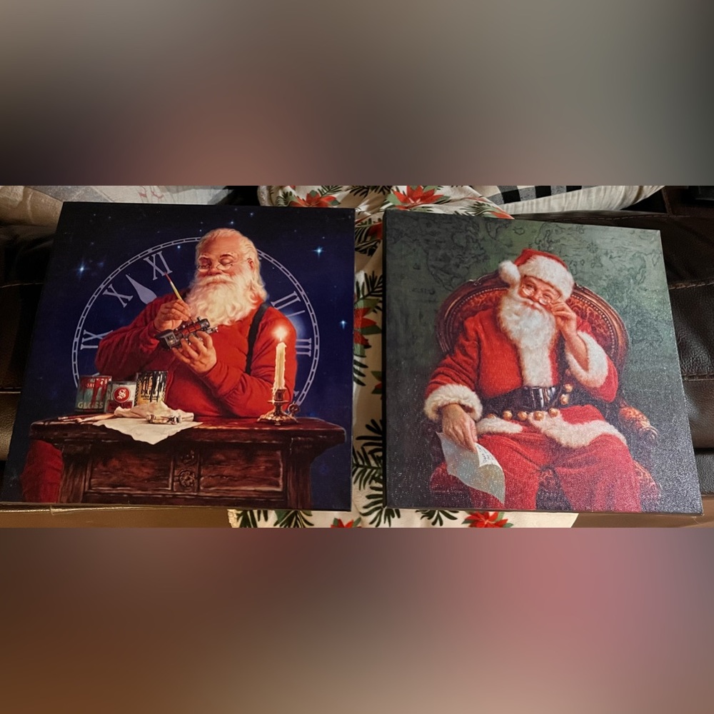 2 piece canvas SANTA/ Christmas wall art/decor set